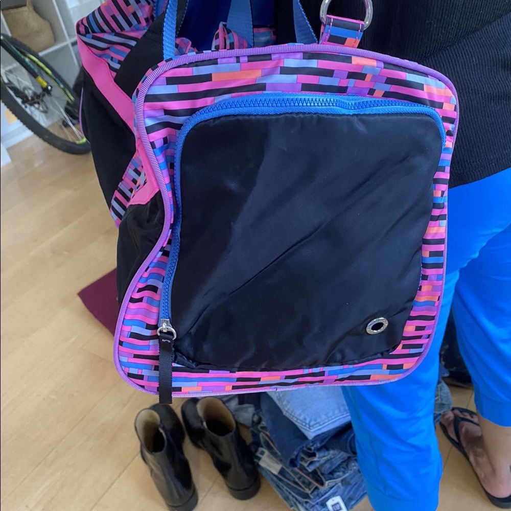 ivivva duffle bag